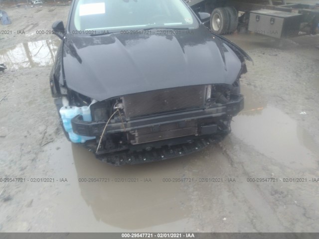 Photo 5 VIN: 3FA6P0LU0KR182232 - FORD FUSION 