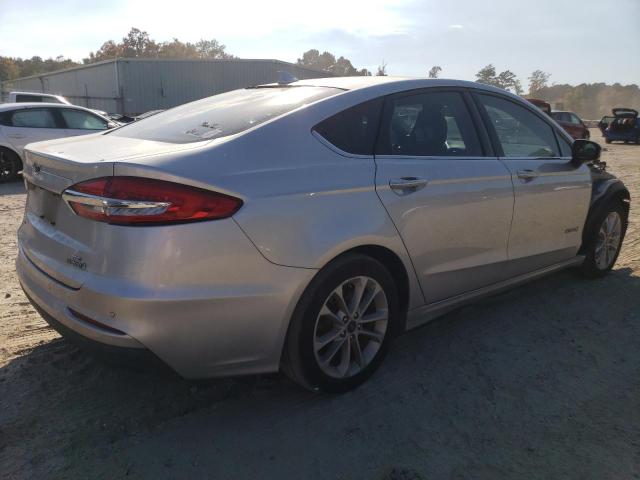 Photo 2 VIN: 3FA6P0LU0KR204519 - FORD FUSION SE 