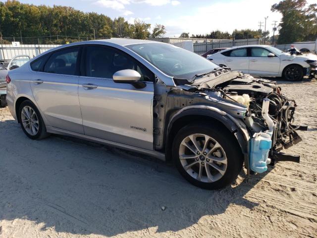 Photo 3 VIN: 3FA6P0LU0KR204519 - FORD FUSION SE 