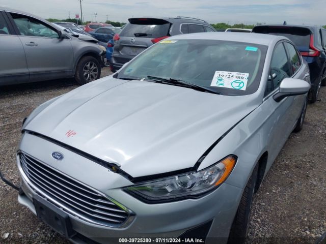 Photo 1 VIN: 3FA6P0LU0KR221918 - FORD FUSION 