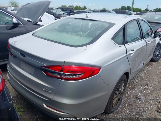 Photo 3 VIN: 3FA6P0LU0KR221918 - FORD FUSION 