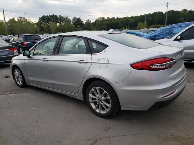 Photo 1 VIN: 3FA6P0LU0KR235141 - FORD FUSION SE 