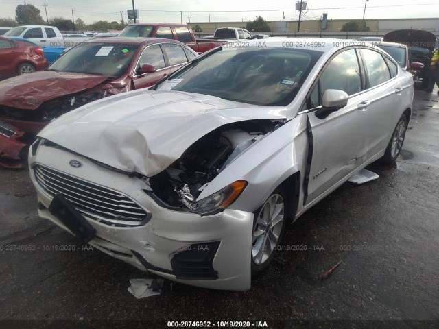 Photo 1 VIN: 3FA6P0LU0KR256491 - FORD FUSION 