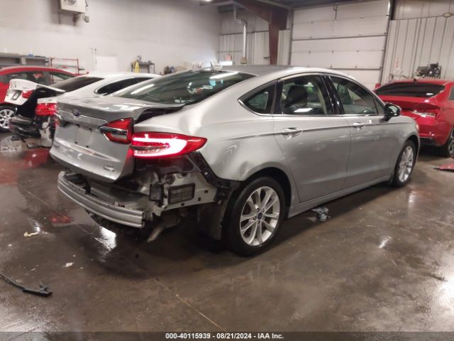 Photo 3 VIN: 3FA6P0LU0LR111825 - FORD FUSION 