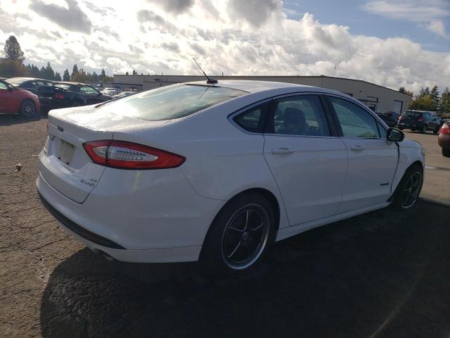 Photo 2 VIN: 3FA6P0LU1DR193081 - FORD FUSION SE 