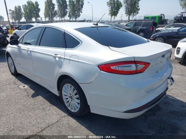 Photo 2 VIN: 3FA6P0LU1DR388260 - FORD FUSION 