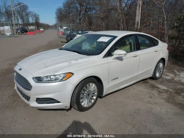 Photo 1 VIN: 3FA6P0LU1FR123955 - FORD FUSION HYBRID 