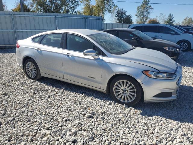 Photo 3 VIN: 3FA6P0LU1FR136379 - FORD FUSION SE 