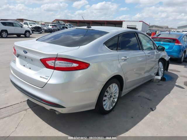 Photo 3 VIN: 3FA6P0LU1FR278456 - FORD FUSION 