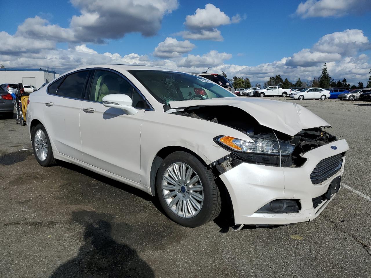 Photo 3 VIN: 3FA6P0LU1GR142510 - FORD FUSION 