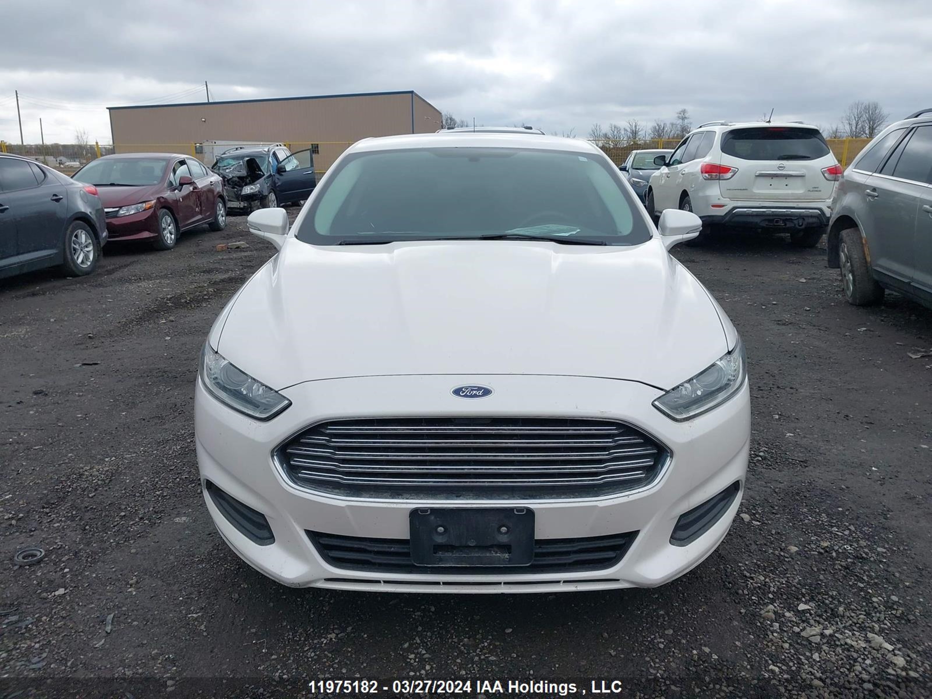 Photo 11 VIN: 3FA6P0LU1GR161543 - FORD FUSION 