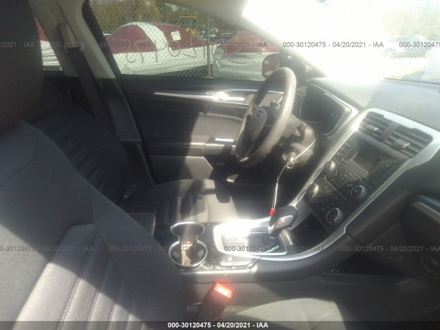 Photo 4 VIN: 3FA6P0LU1GR389154 - FORD FUSION 