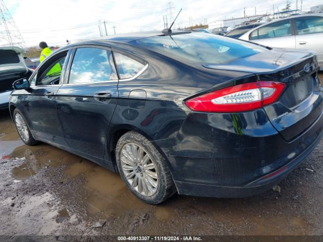 Photo 2 VIN: 3FA6P0LU1GR403702 - FORD FUSION 