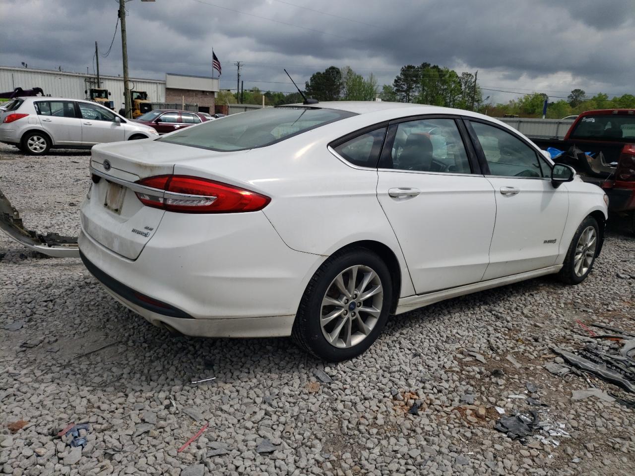 Photo 2 VIN: 3FA6P0LU1HR238638 - FORD FUSION 