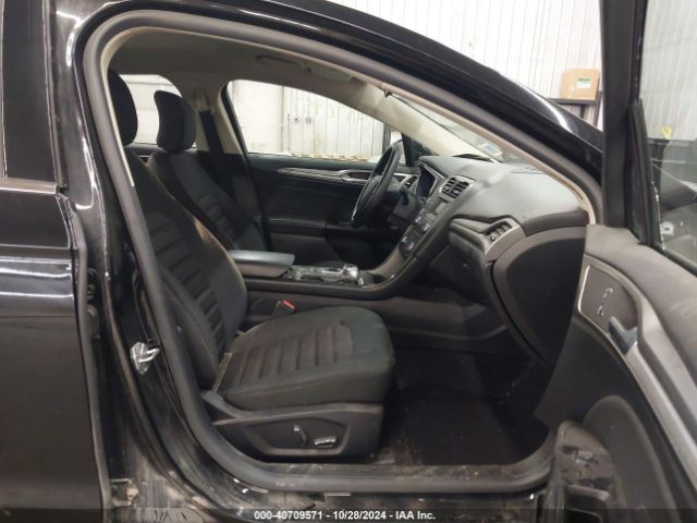 Photo 4 VIN: 3FA6P0LU1HR300149 - FORD FUSION 