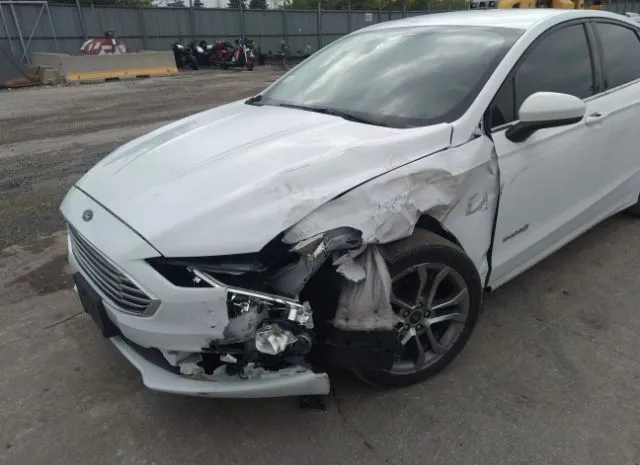 Photo 5 VIN: 3FA6P0LU1HR324497 - FORD FUSION 