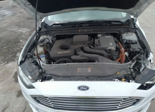 Photo 9 VIN: 3FA6P0LU1HR324497 - FORD FUSION 