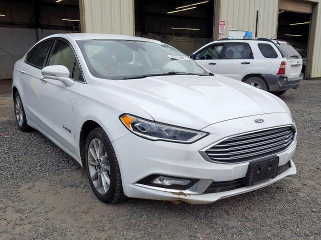 Photo 0 VIN: 3FA6P0LU1HR409369 - FORD FUSION SE 