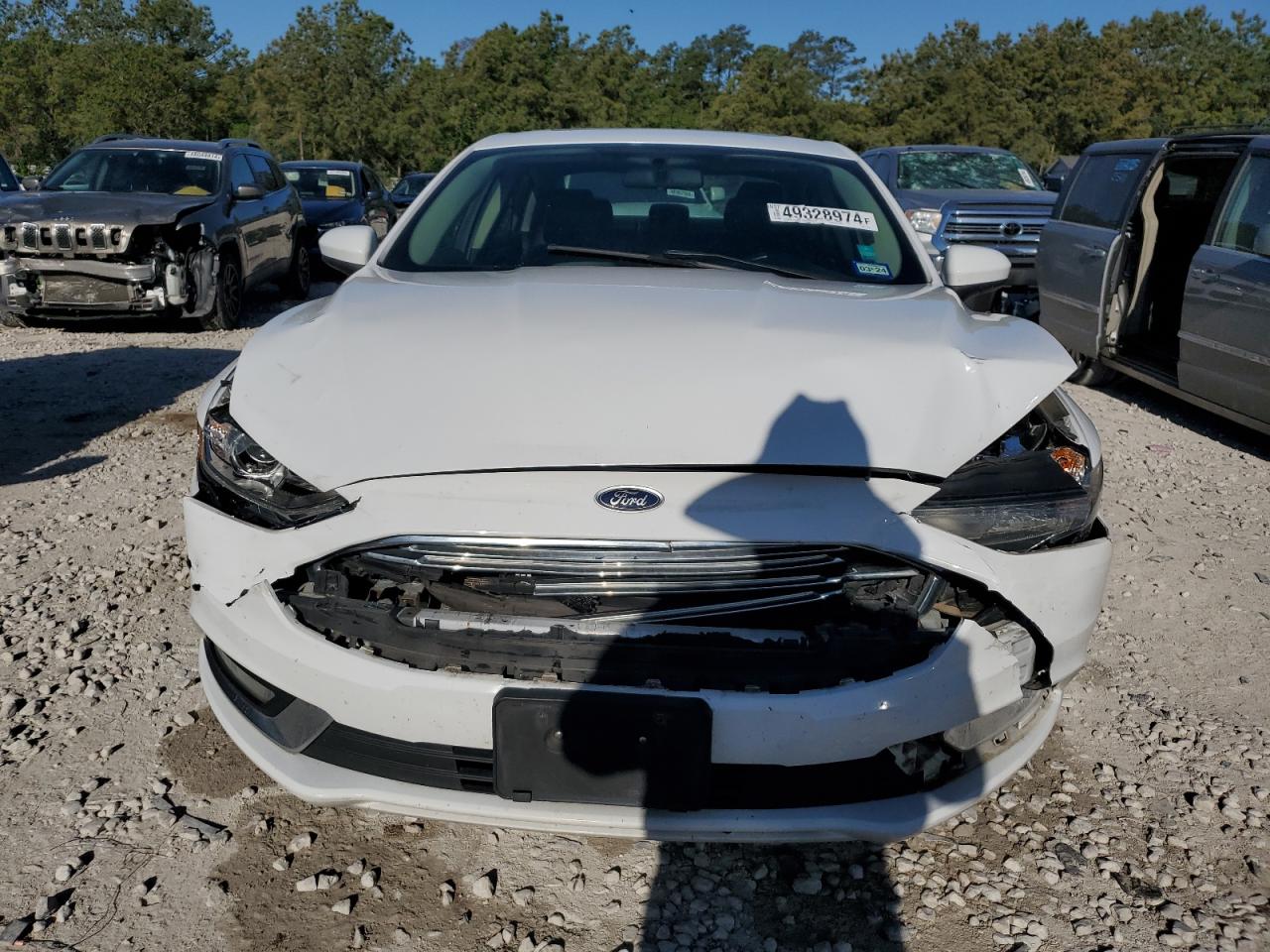 Photo 4 VIN: 3FA6P0LU1JR116514 - FORD FUSION 