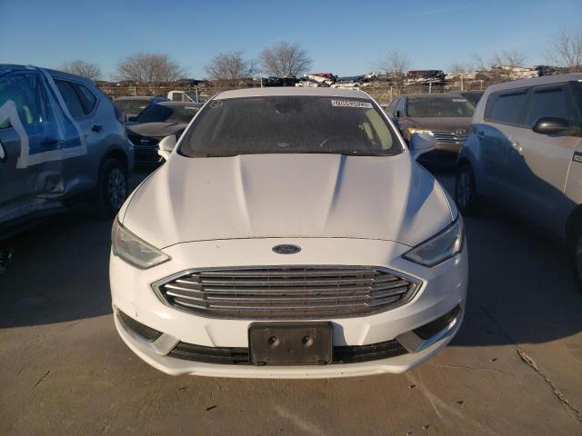 Photo 4 VIN: 3FA6P0LU1JR129800 - FORD FUSION SE 