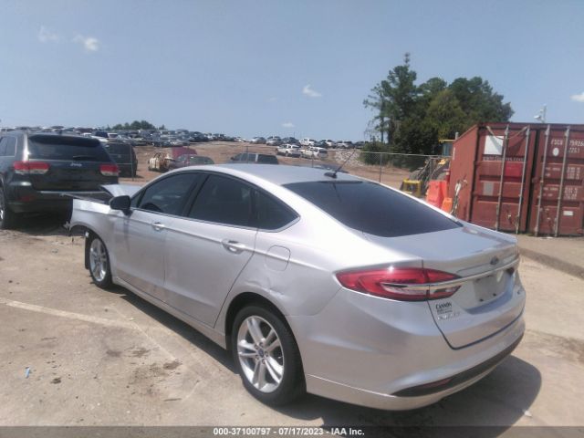 Photo 2 VIN: 3FA6P0LU1JR137251 - FORD FUSION HYBRID 