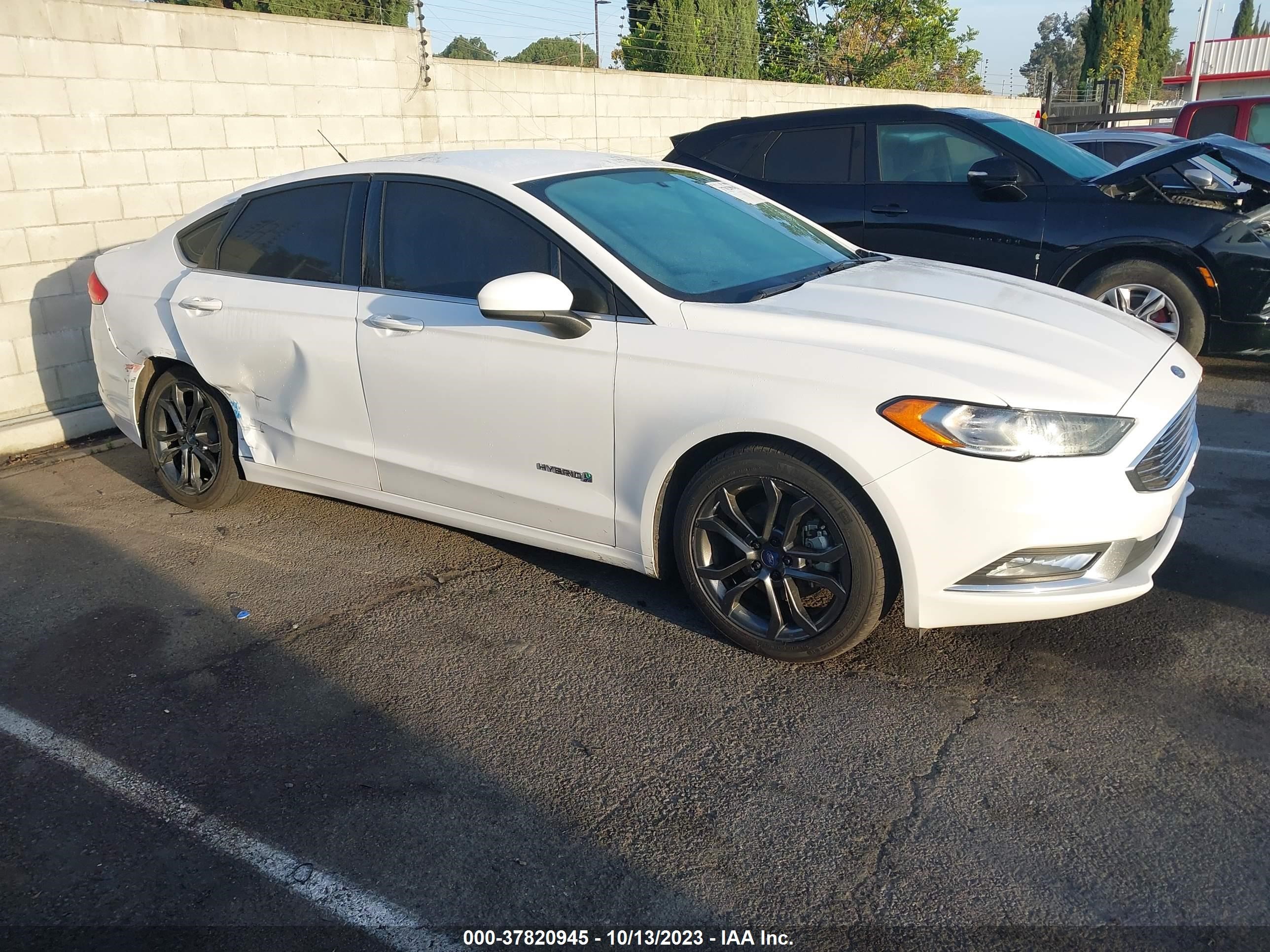 Photo 12 VIN: 3FA6P0LU1JR143292 - FORD FUSION 