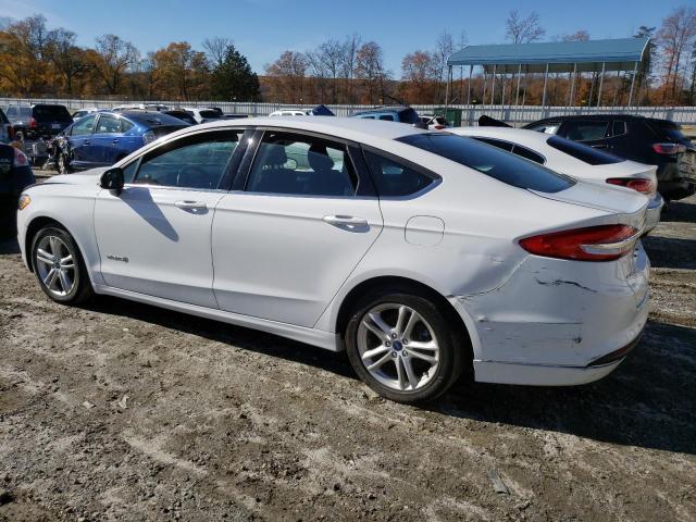 Photo 1 VIN: 3FA6P0LU1JR177684 - FORD FUSION SE 