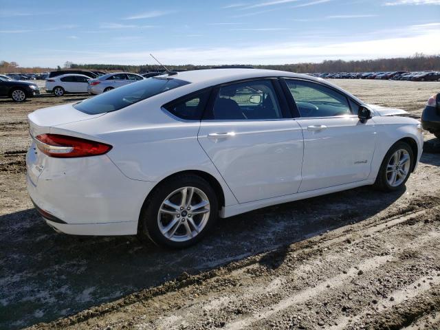 Photo 2 VIN: 3FA6P0LU1JR177684 - FORD FUSION SE 