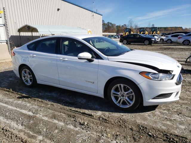 Photo 3 VIN: 3FA6P0LU1JR177684 - FORD FUSION SE 