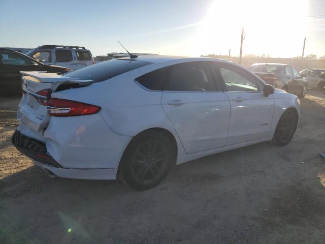 Photo 2 VIN: 3FA6P0LU1JR241898 - FORD FUSION SE 