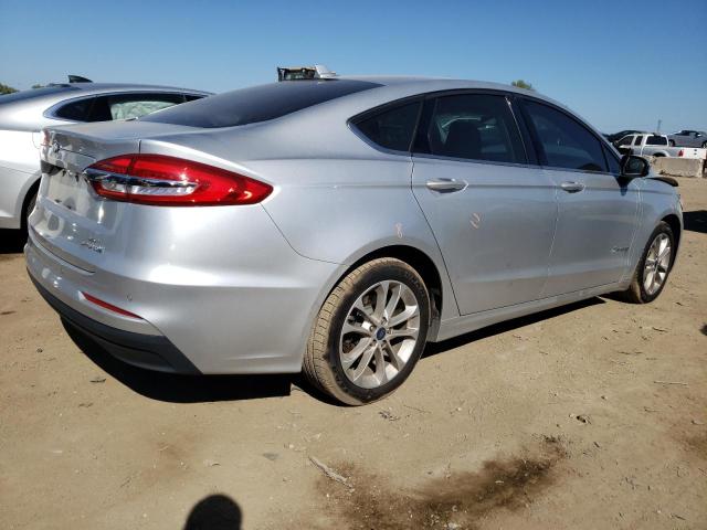 Photo 2 VIN: 3FA6P0LU1KR120404 - FORD FUSION SE 