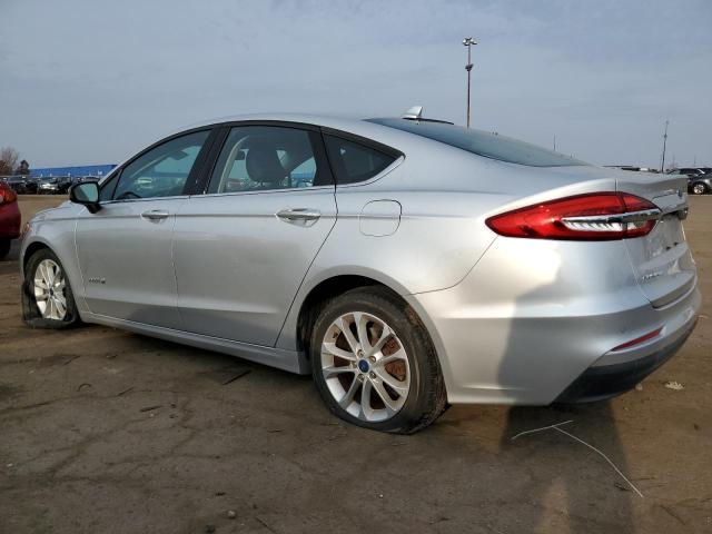 Photo 1 VIN: 3FA6P0LU1KR131807 - FORD FUSION SE 