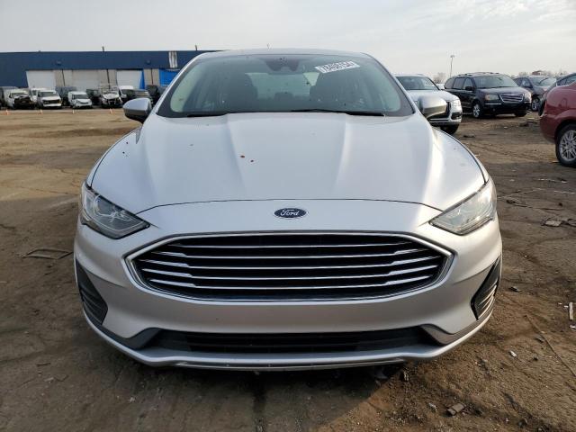 Photo 4 VIN: 3FA6P0LU1KR131807 - FORD FUSION SE 