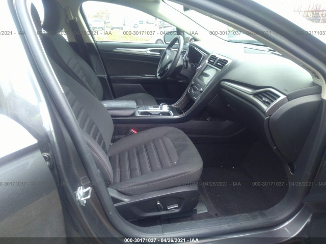 Photo 4 VIN: 3FA6P0LU1KR140412 - FORD FUSION HYBRID 