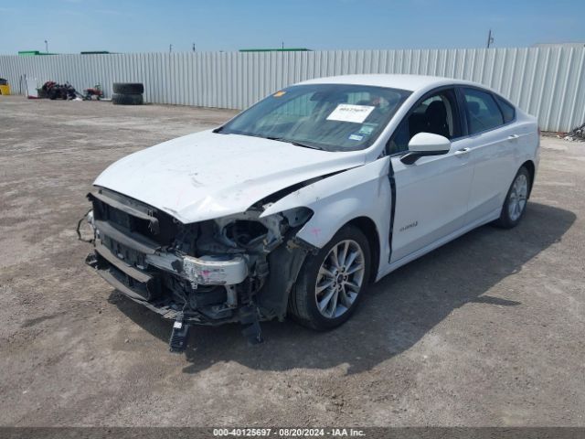 Photo 1 VIN: 3FA6P0LU1KR143844 - FORD FUSION 