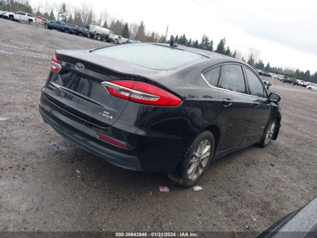 Photo 3 VIN: 3FA6P0LU1KR180666 - FORD FUSION HYBRID 