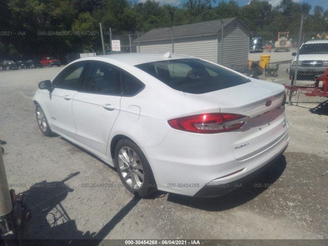 Photo 2 VIN: 3FA6P0LU1KR181090 - FORD FUSION HYBRID 