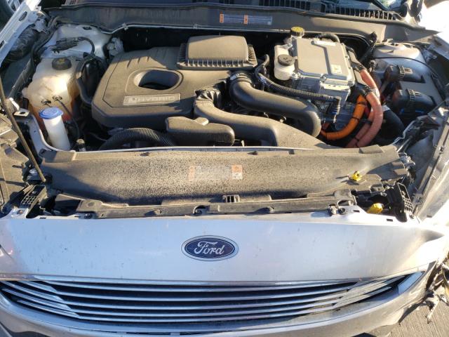 Photo 6 VIN: 3FA6P0LU1KR188024 - FORD FUSION SE 