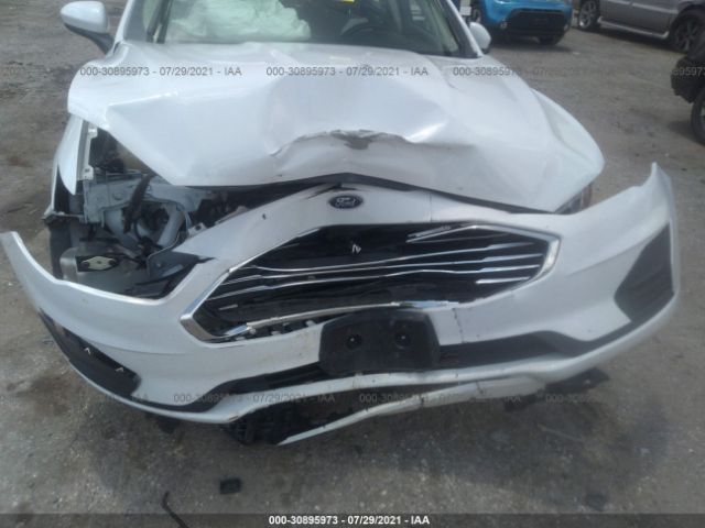 Photo 5 VIN: 3FA6P0LU1KR207266 - FORD FUSION HYBRID 