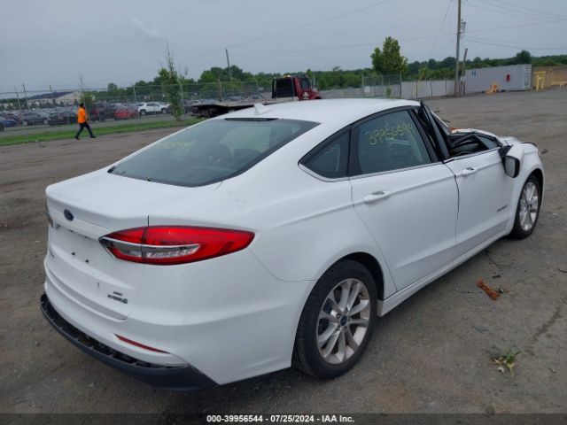 Photo 3 VIN: 3FA6P0LU1KR226481 - FORD FUSION 