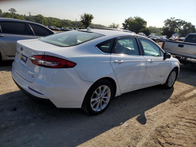 Photo 2 VIN: 3FA6P0LU1KR257102 - FORD FUSION SE 