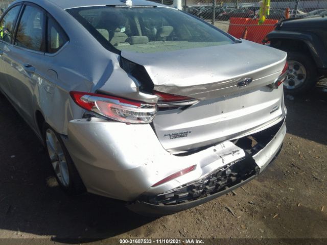 Photo 5 VIN: 3FA6P0LU1KR262090 - FORD FUSION HYBRID 