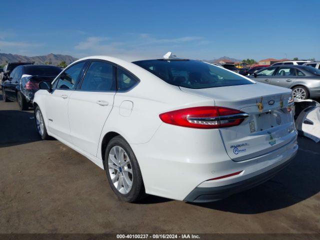 Photo 2 VIN: 3FA6P0LU1KR265460 - FORD FUSION 