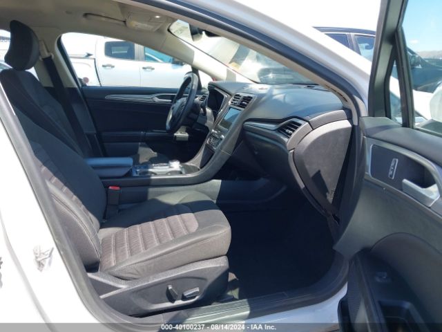 Photo 4 VIN: 3FA6P0LU1KR265460 - FORD FUSION 