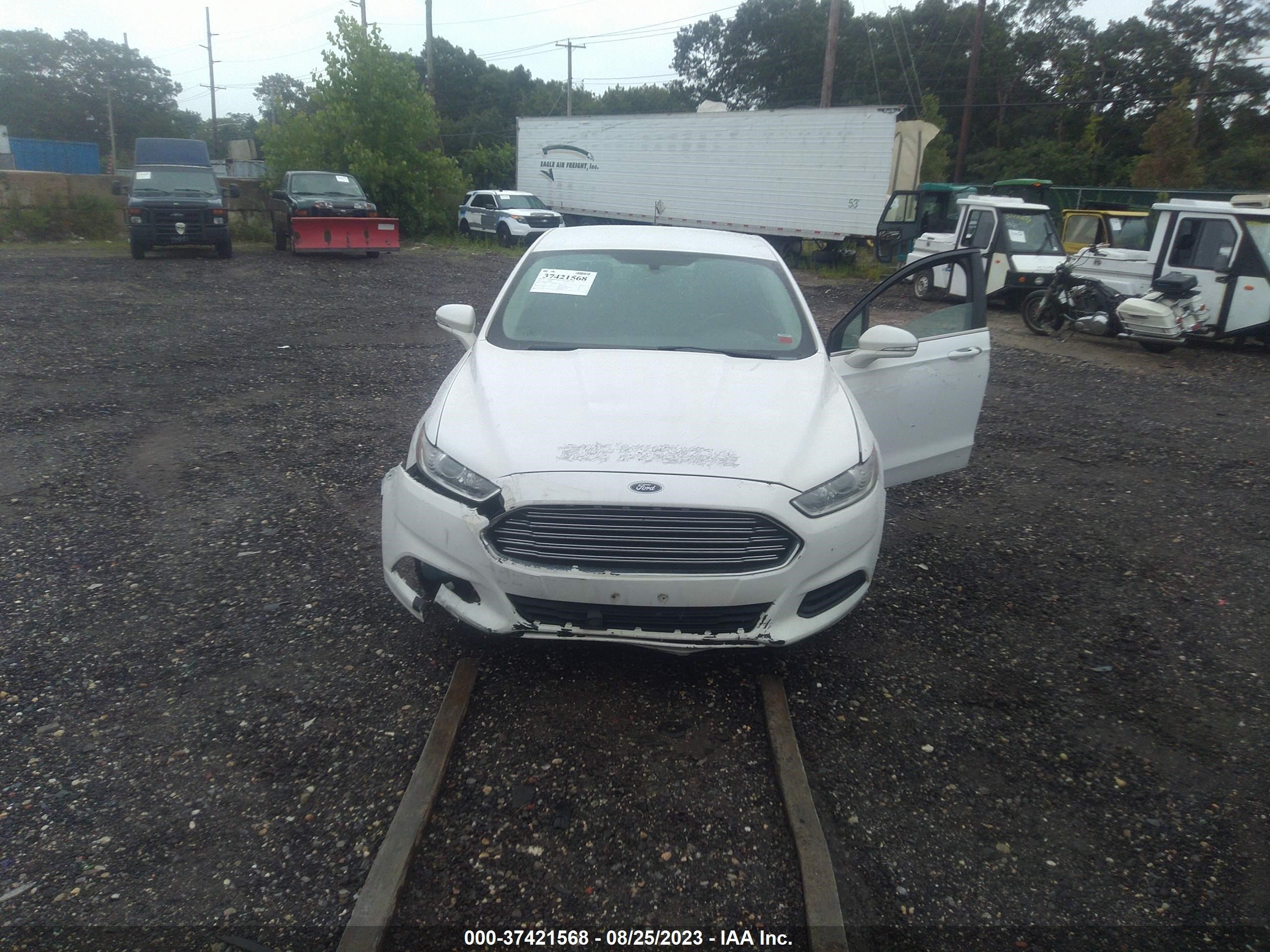 Photo 5 VIN: 3FA6P0LU2DR283100 - FORD FUSION 