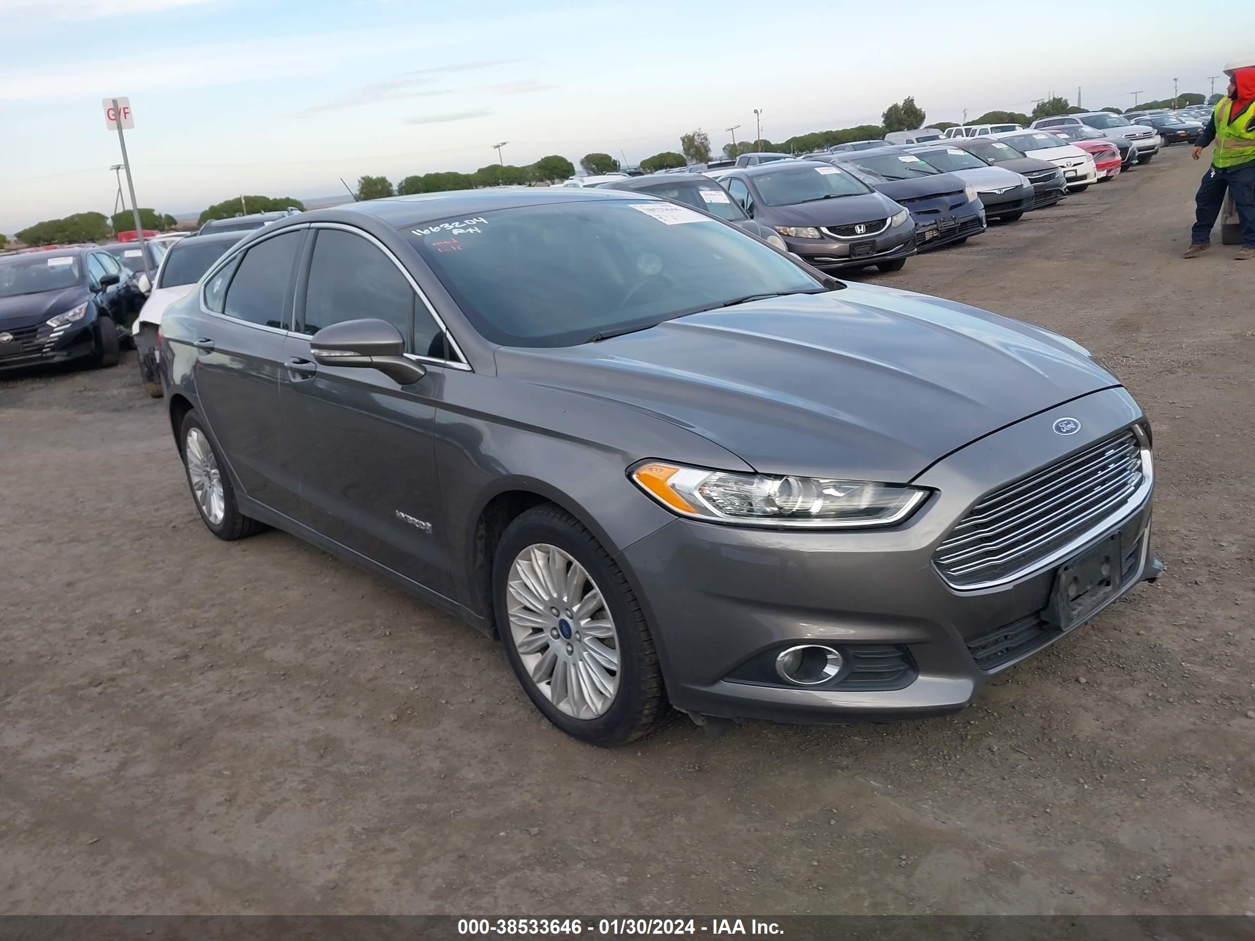 Photo 0 VIN: 3FA6P0LU2ER177747 - FORD FUSION 