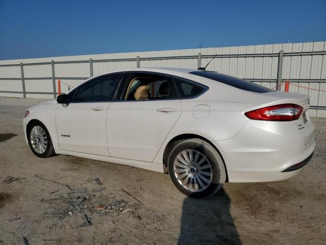 Photo 1 VIN: 3FA6P0LU2ER350425 - FORD FUSION SE 