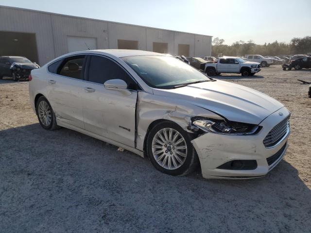 Photo 3 VIN: 3FA6P0LU2ER350425 - FORD FUSION SE 