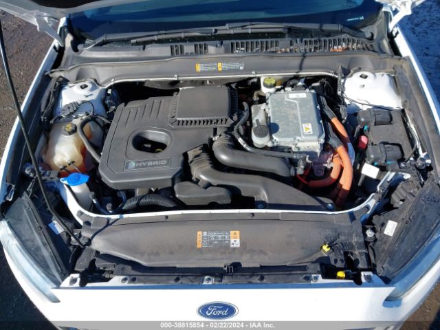 Photo 9 VIN: 3FA6P0LU2FR106288 - FORD FUSION HYBRID 