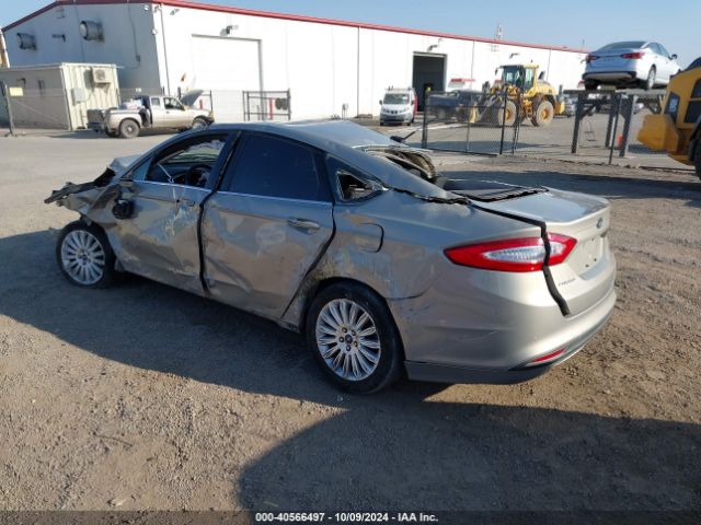 Photo 2 VIN: 3FA6P0LU2FR163249 - FORD FUSION 